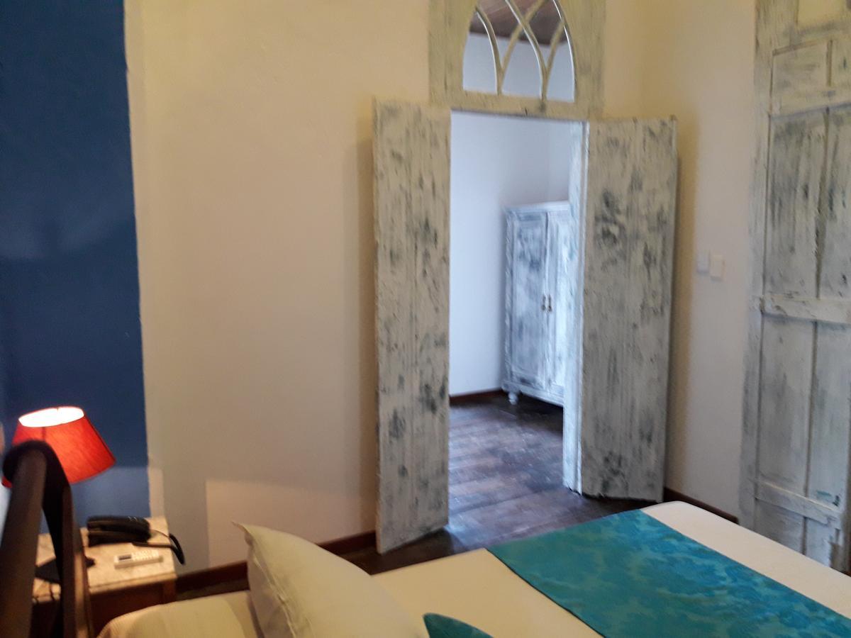 Luna Bahia Pousada Салвадор Екстериор снимка
